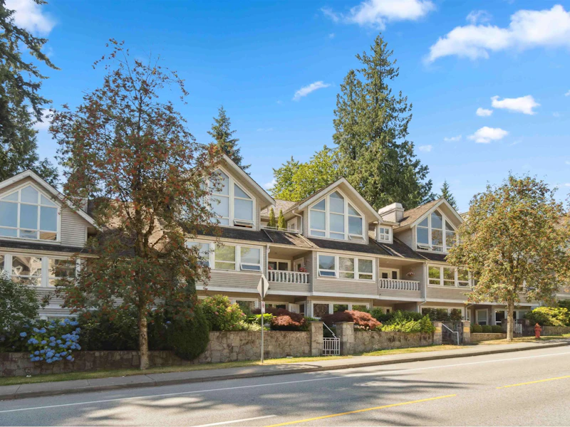 202 - 1145 E 29th Street, North Vancouver BC V7K 1C3