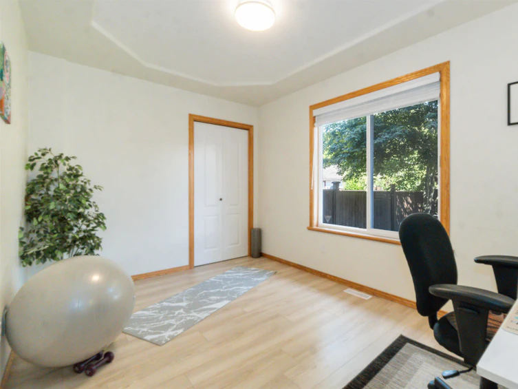 982 Riverside Drive, Port Coquitlam, BC, V3B 7T3 - 13