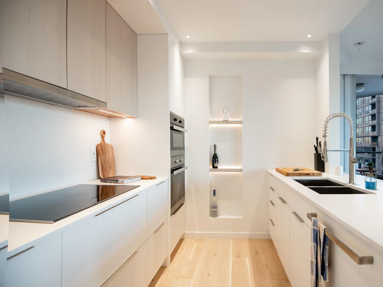 1004-140 East 14th Street, North Vancouver, BC, V7L 2N3 - 24