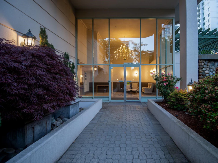 1004-140 East 14th Street, North Vancouver, BC, V7L 2N3 - 31