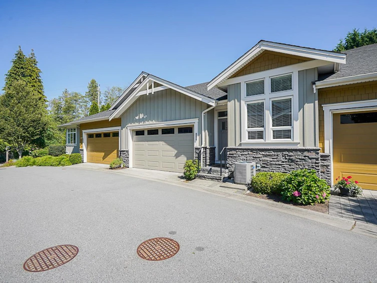 10-15989 Mountain View Drive, Surrey, BC, V3Z 0M9 - 2