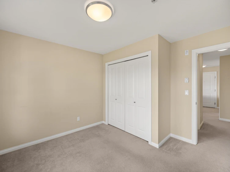 307-3355 Rosemary Heights Drive, Surrey, BC, V3Z 2H5 - 21