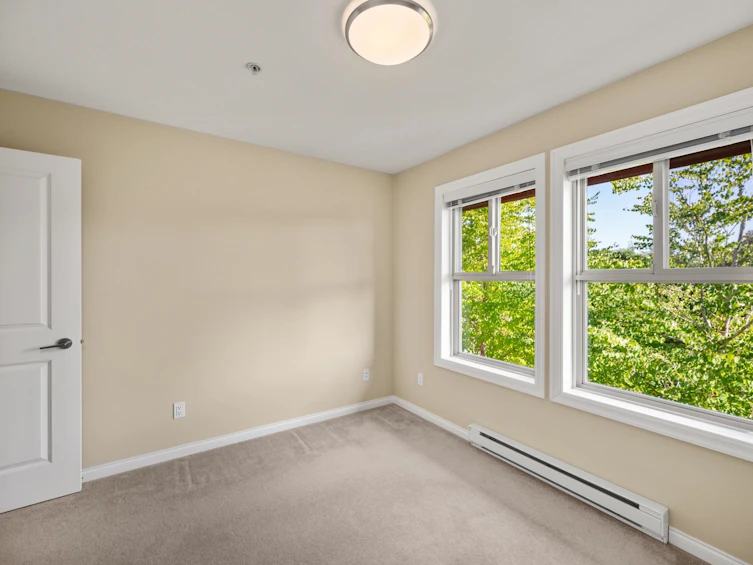 307-3355 Rosemary Heights Drive, Surrey, BC, V3Z 2H5 - 22