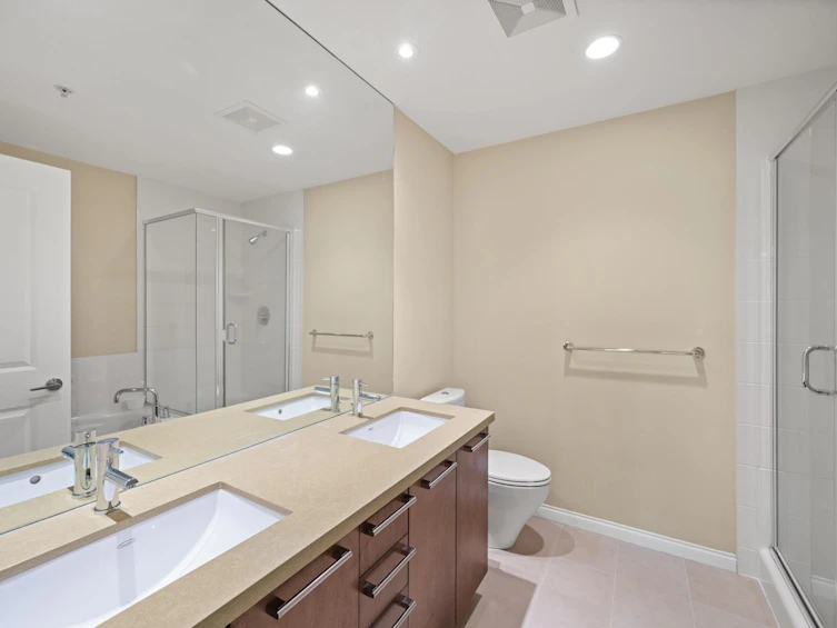 307-3355 Rosemary Heights Drive, Surrey, BC, V3Z 2H5 - 23