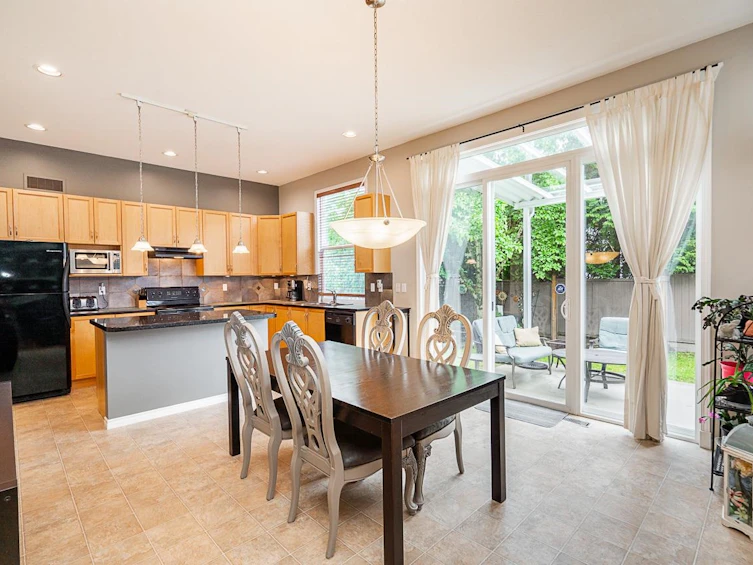 7075 200b Street, Langley, BC, V2Y 2Z4 - 9