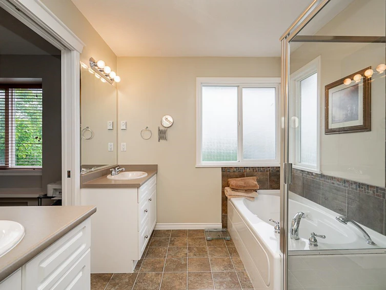 7075 200b Street, Langley, BC, V2Y 2Z4 - 22