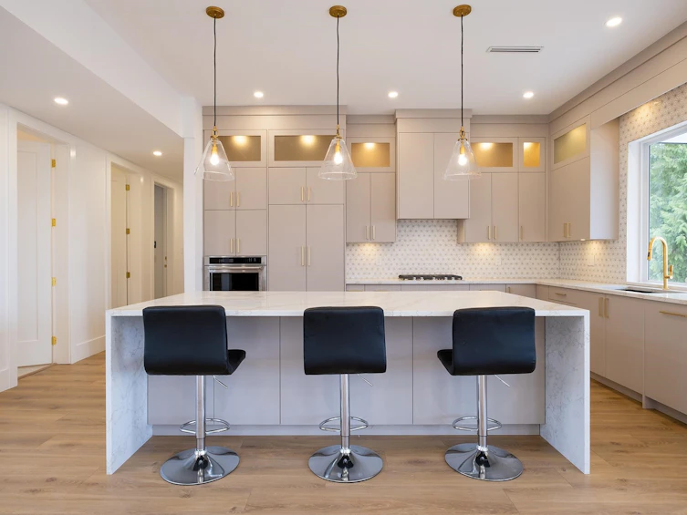 1415 Stardust Place, Gibsons, BC, V0N 1V5 - 10