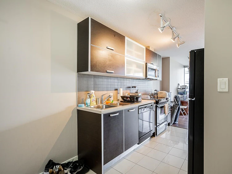 410-13688 100, Surrey, BC, V3T 0G5 - 5