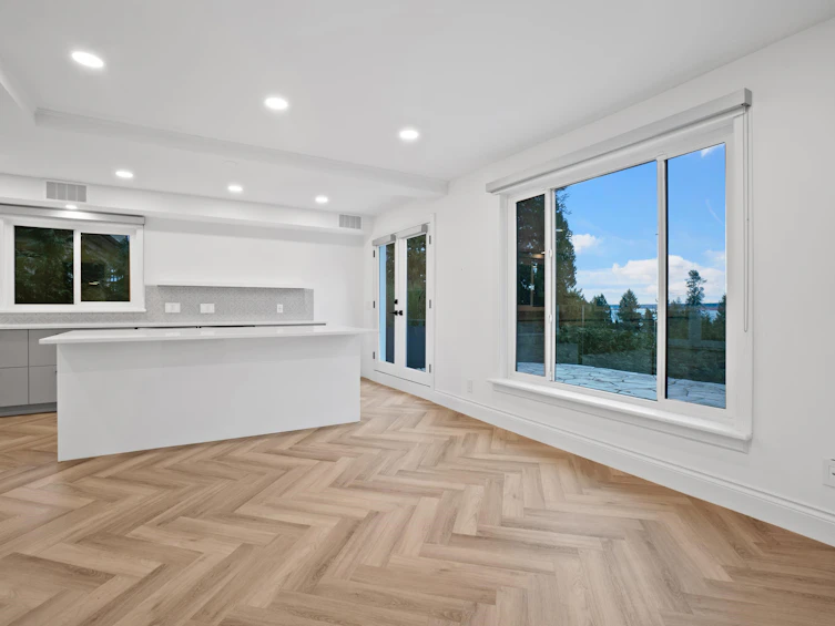 4444 Stone Crescent, West Vancouver, BC, V7W 1B7 - 28