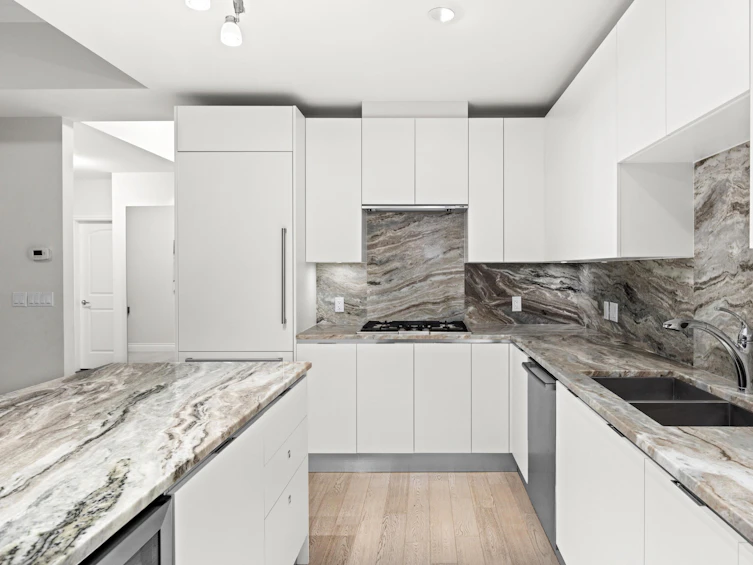 1003-175 Victory Ship Way, North Vancouver, BC, V7L 0G1 - 24