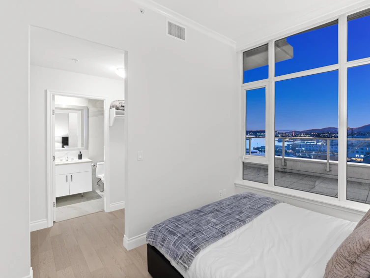 1003-175 Victory Ship Way, North Vancouver, BC, V7L 0G1 - 35