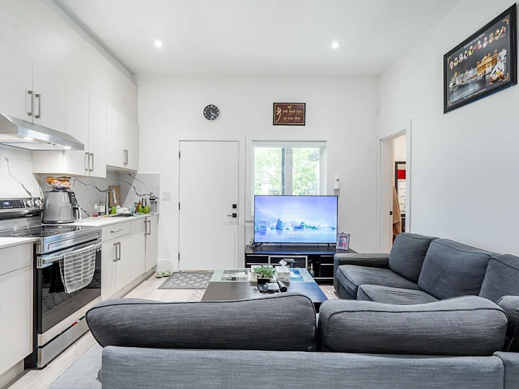 6052 172 Street Street, Surrey, BC, V3S 3Z7 - 18