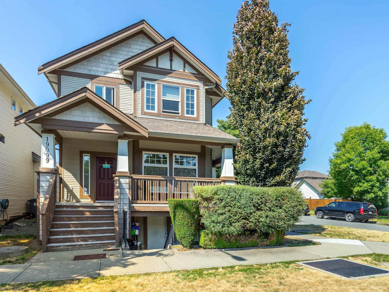 19099 68th Avenue, Surrey BC V4N 5P3