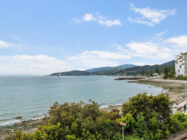 102-2246 Bellevue Avenue, West Vancouver, BC, V7V 1C6 - 24