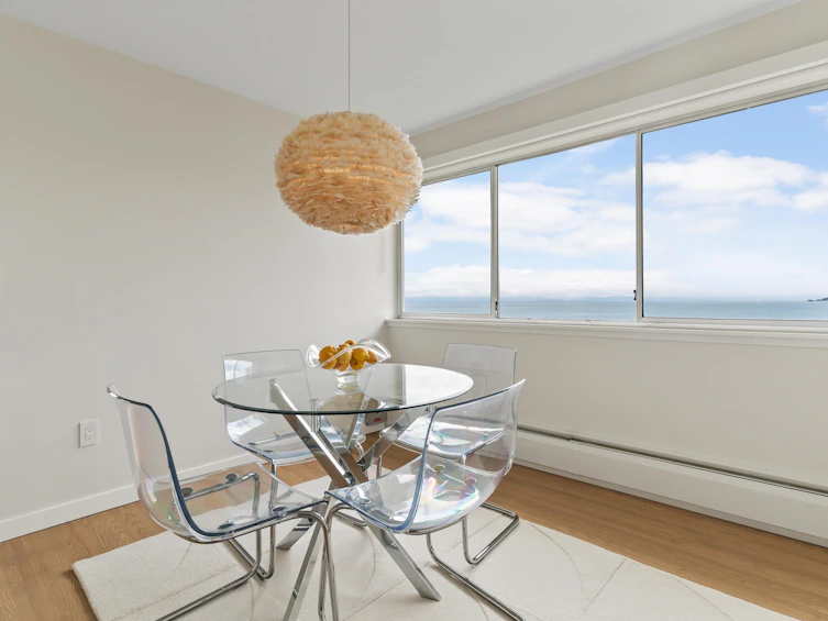 102-2246 Bellevue Avenue, West Vancouver, BC, V7V 1C6 - 11