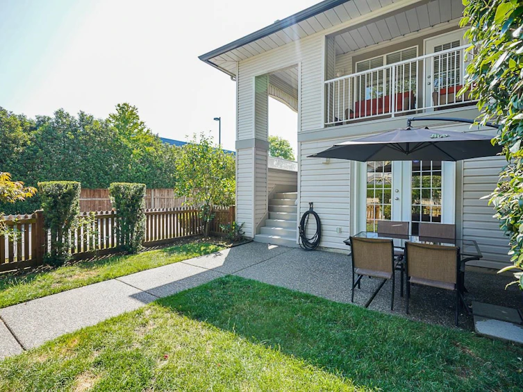 18602 65 Avenue, Surrey, BC, V3S 8Z9 - 2