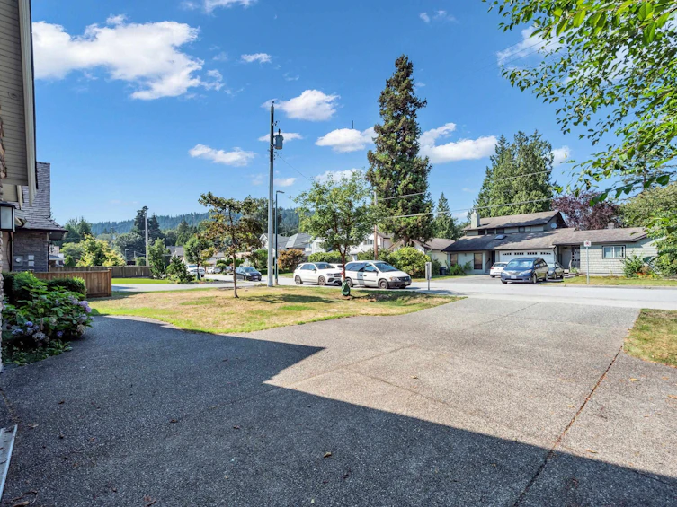 606 Chapman Avenue, Coquitlam, BC, V3J 4A3 - 35
