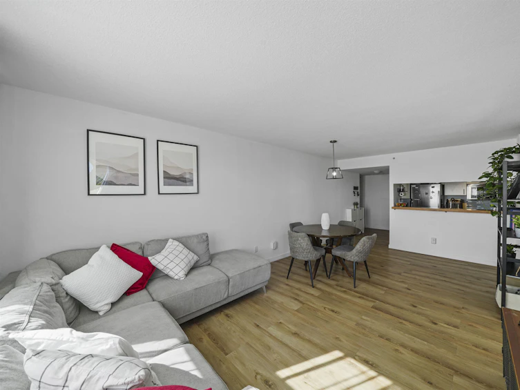 603-10523 University, Surrey, BC, V3T 5T8 - 13