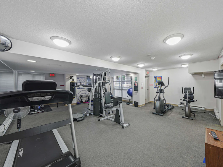 603-10523 University, Surrey, BC, V3T 5T8 - 21