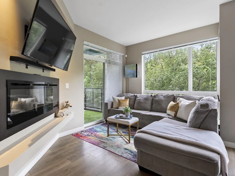 112-2238 Whatcom Road, Abbotsford, BC, V3G 0E6 - 2
