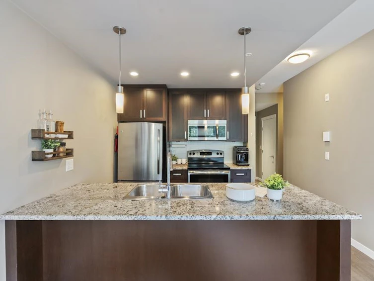 112-2238 Whatcom Road, Abbotsford, BC, V3G 0E6 - 9
