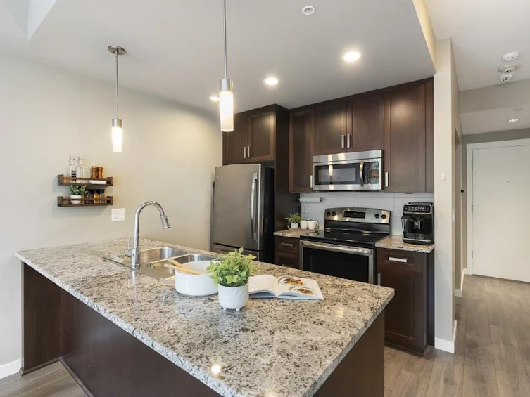 112-2238 Whatcom Road, Abbotsford, BC, V3G 0E6 - 10