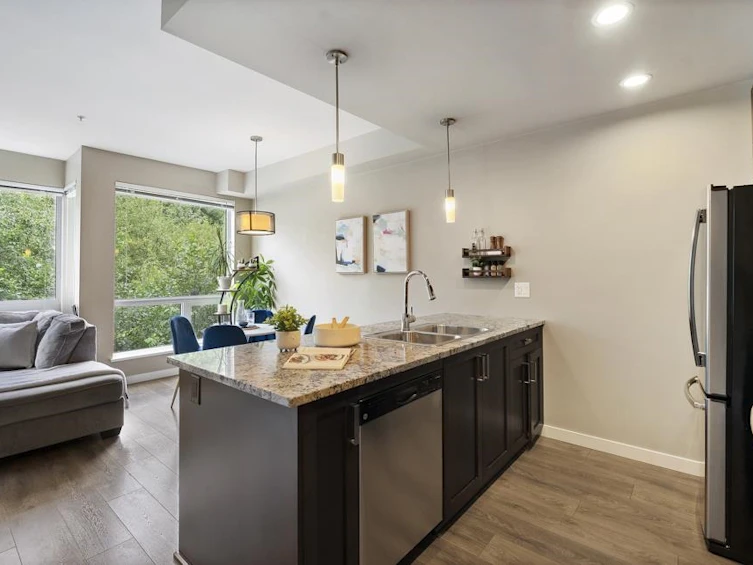112-2238 Whatcom Road, Abbotsford, BC, V3G 0E6 - 11