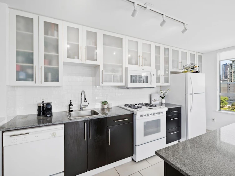 904-1225 Richards Street, Vancouver, BC, V6B 1E6 - 11