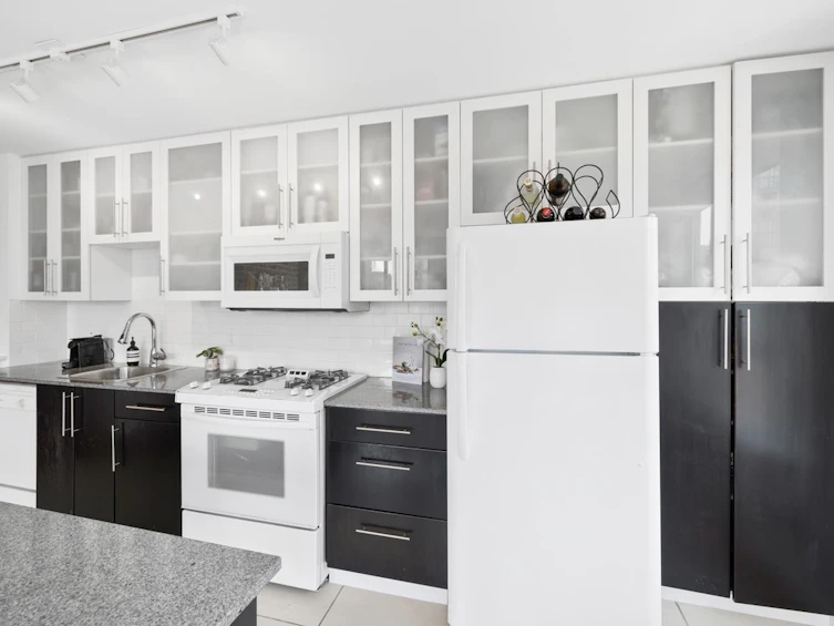 904-1225 Richards Street, Vancouver, BC, V6B 1E6 - 12