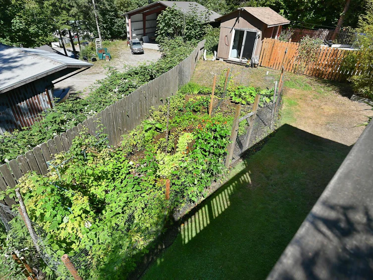 12929 Jesse Road, Pender Harbour Egmont, BC, V0N 2H0 - 12
