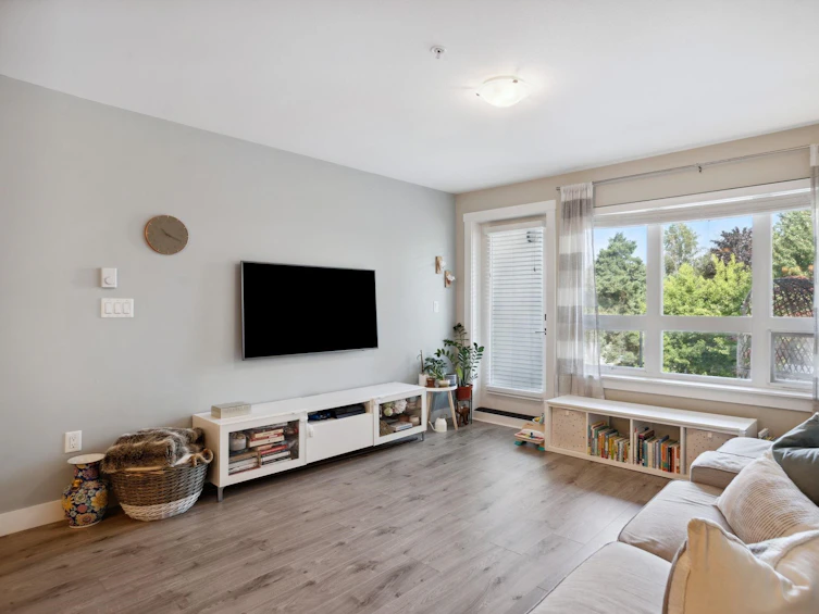 207-4815 55b Street, Delta, BC, V4K 3V7 - 2