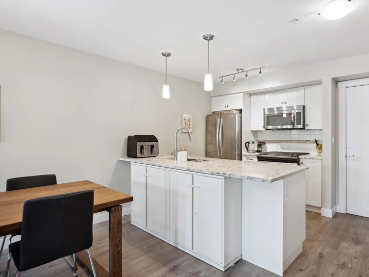 207-4815 55b Street, Delta, BC, V4K 3V7 - 6