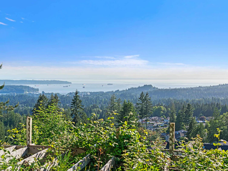 4351 Prospect Road, North Vancouver, BC, V7N 3L8 - 4