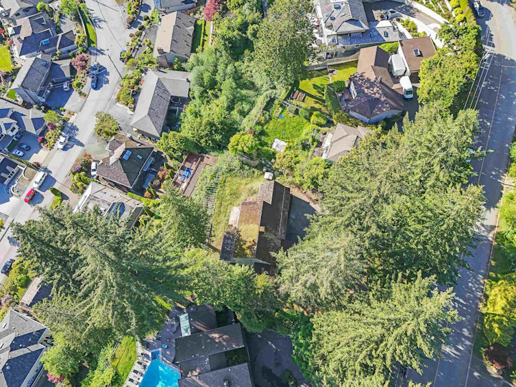 4351 Prospect Road, North Vancouver, BC, V7N 3L8 - 19