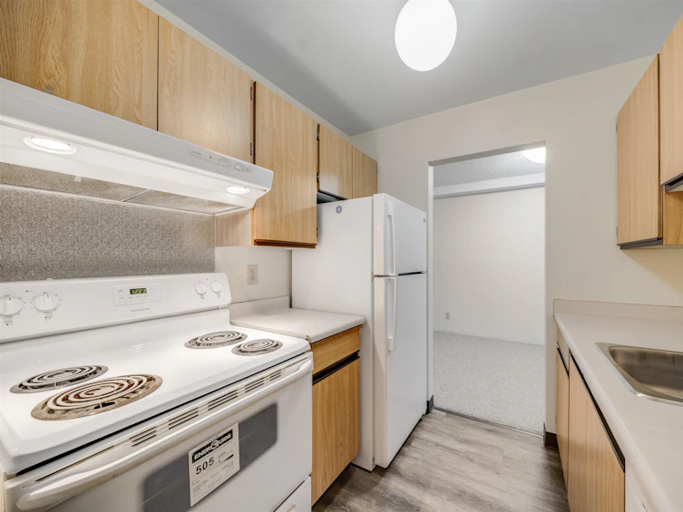 131-8460 Lansdowne Road, Richmond, BC, V6X 3G8 - 18