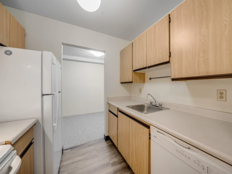 131-8460 Lansdowne Road, Richmond, BC, V6X 3G8 - 20