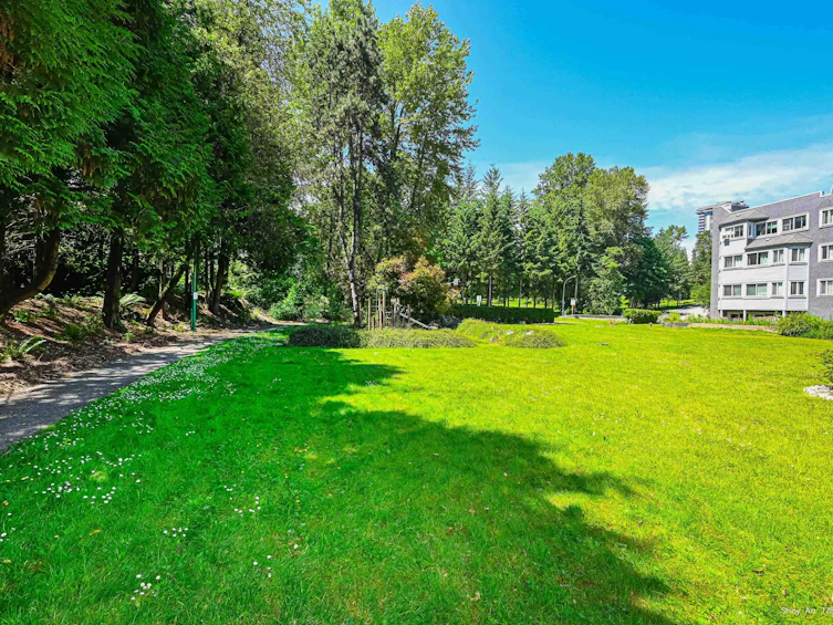 104-9890 Manchester Drive, Burnaby, BC, V3N 4R4 - 20