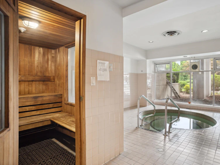 1705-9633 Manchester Drive, Burnaby, BC, V3N 4Y9 - 23
