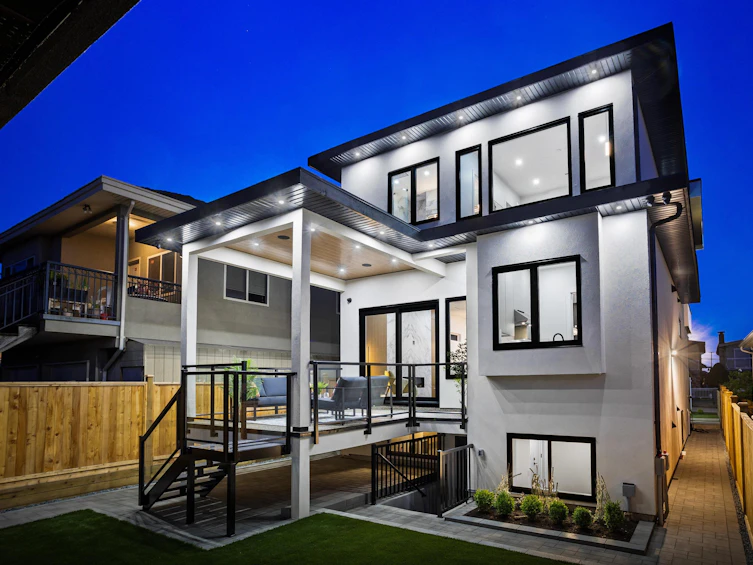 4733 Georgia Street, Burnaby, BC, V5C 2V7 - 2