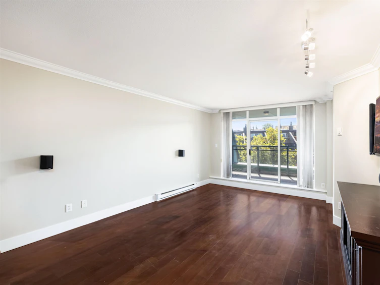 404-2665 W Broadway, Vancouver, BC, V6K 2G2 - 4