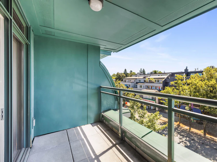 404-2665 W Broadway, Vancouver, BC, V6K 2G2 - 6