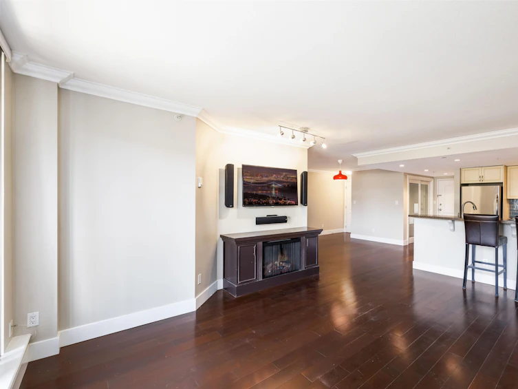 404-2665 W Broadway, Vancouver, BC, V6K 2G2 - 8