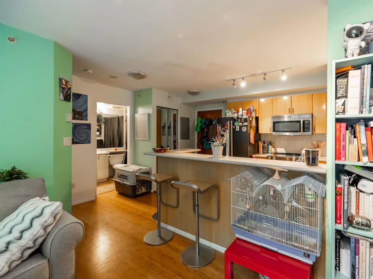 211-2733 Chandlery Place, Vancouver, BC, V5S 4V3 - 3