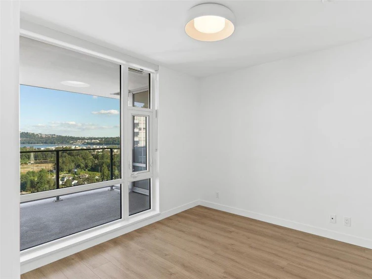 2104-1500 Fern Street, North Vancouver, BC, V7J 1H6 - 17