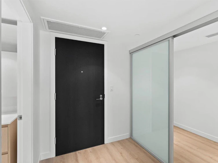 2104-1500 Fern Street, North Vancouver, BC, V7J 1H6 - 22
