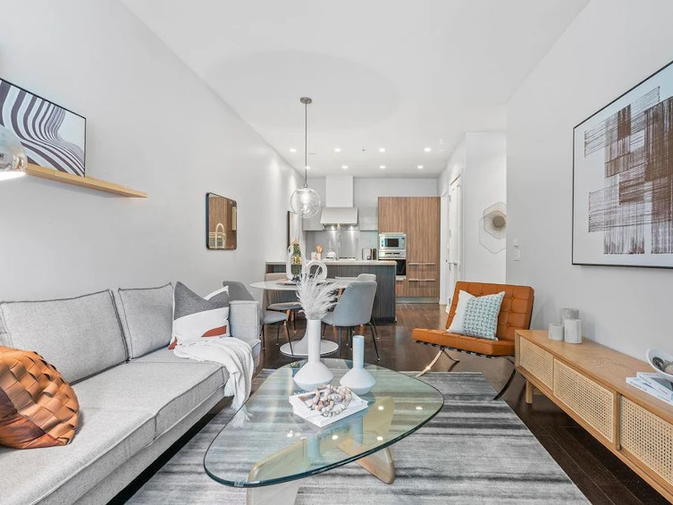 129 West 1st Avenue, Vancouver, BC, V5Y 0A6 - 2