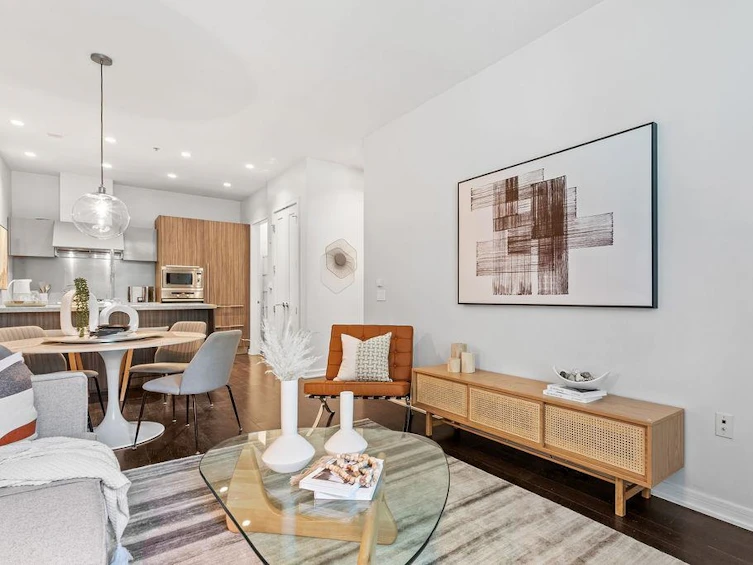 129 West 1st Avenue, Vancouver, BC, V5Y 0A6 - 4