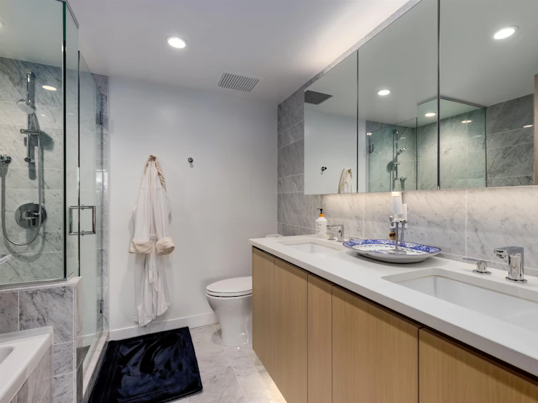 1785 Columbia Street, Vancouver, BC, V5Y 0N3 - 13