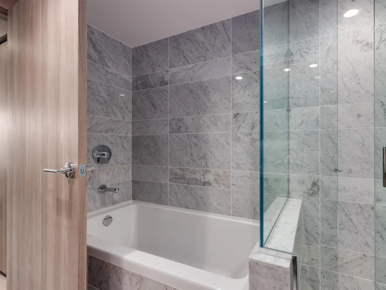 1785 Columbia Street, Vancouver, BC, V5Y 0N3 - 14