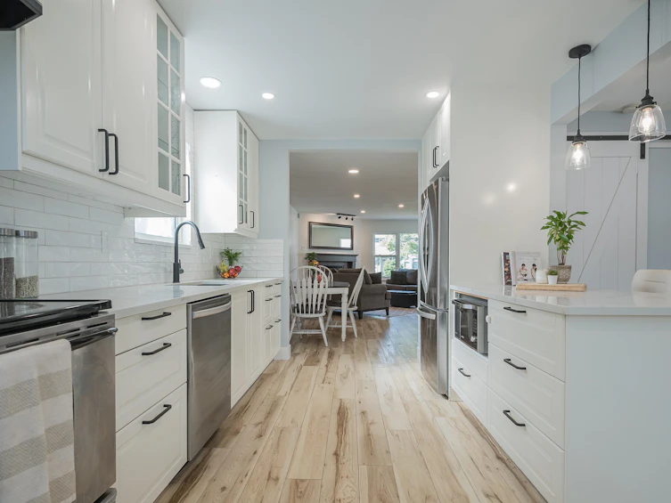 2136 Winston Court, Langley, BC, V2Y 1H5 - 11